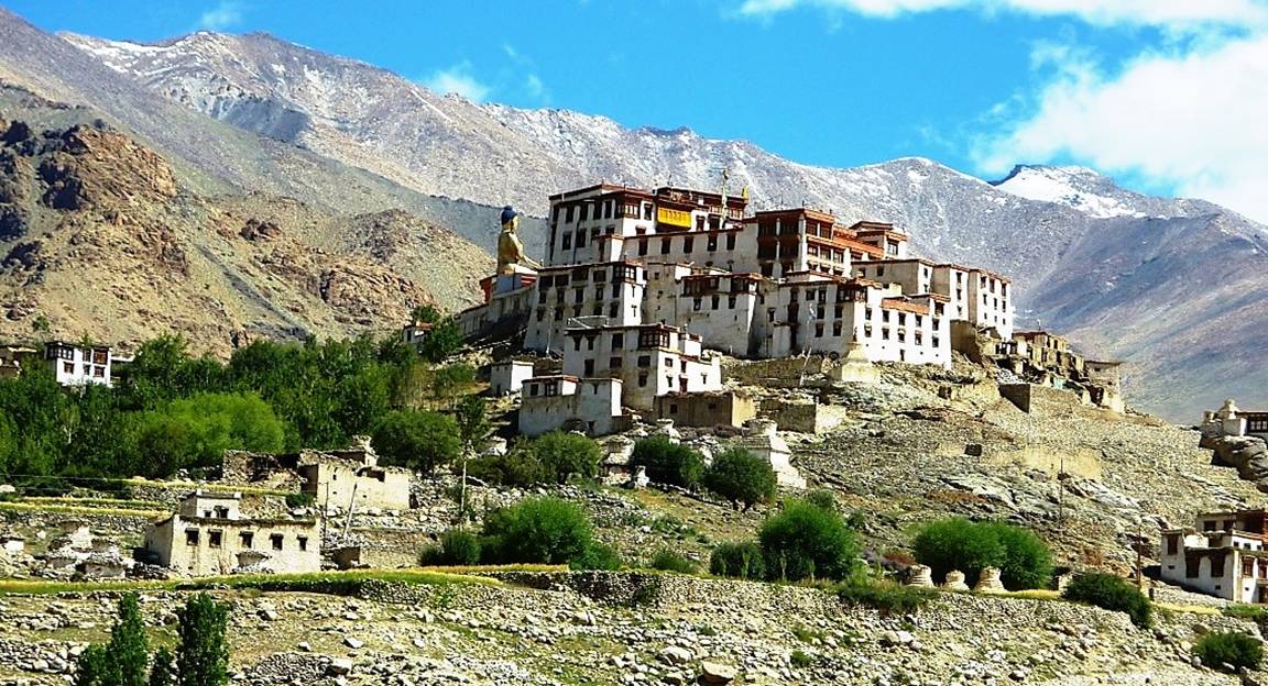 Ladakh Sham Valley Monastery & Village Tour - slide 3