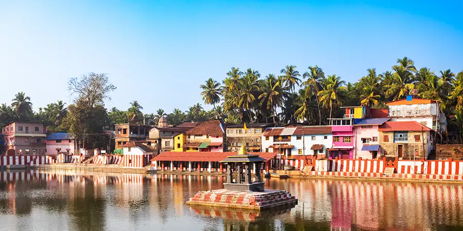 Gokarna Pristine Beaches, Murudeshwar & Coastal Trail - slide 3