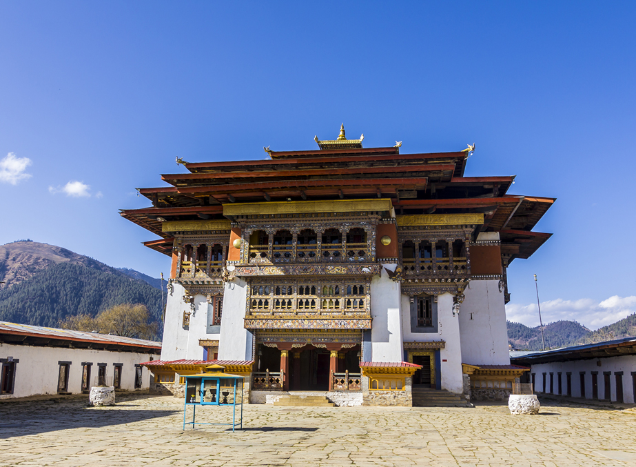 Bhutan Mystical Kingdom & Phobjikha Glacial Valley