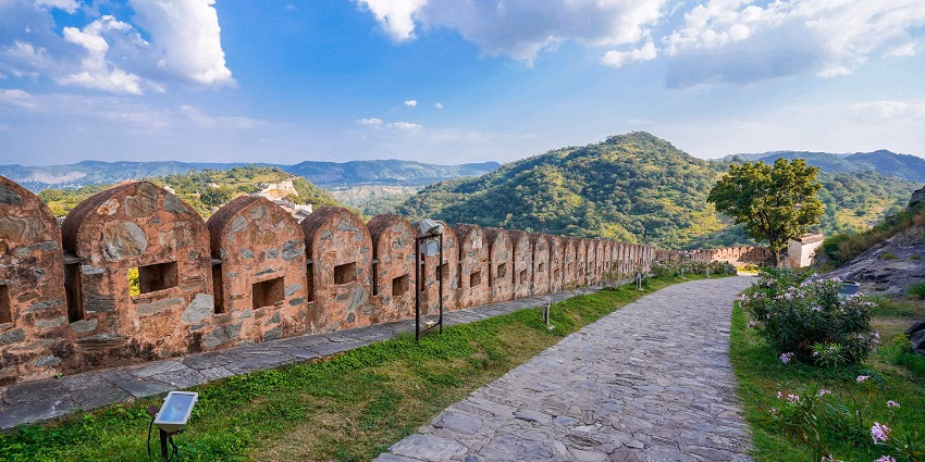 Itanagar Capital Heritage, Ita Fort & Ganga Lake Trail