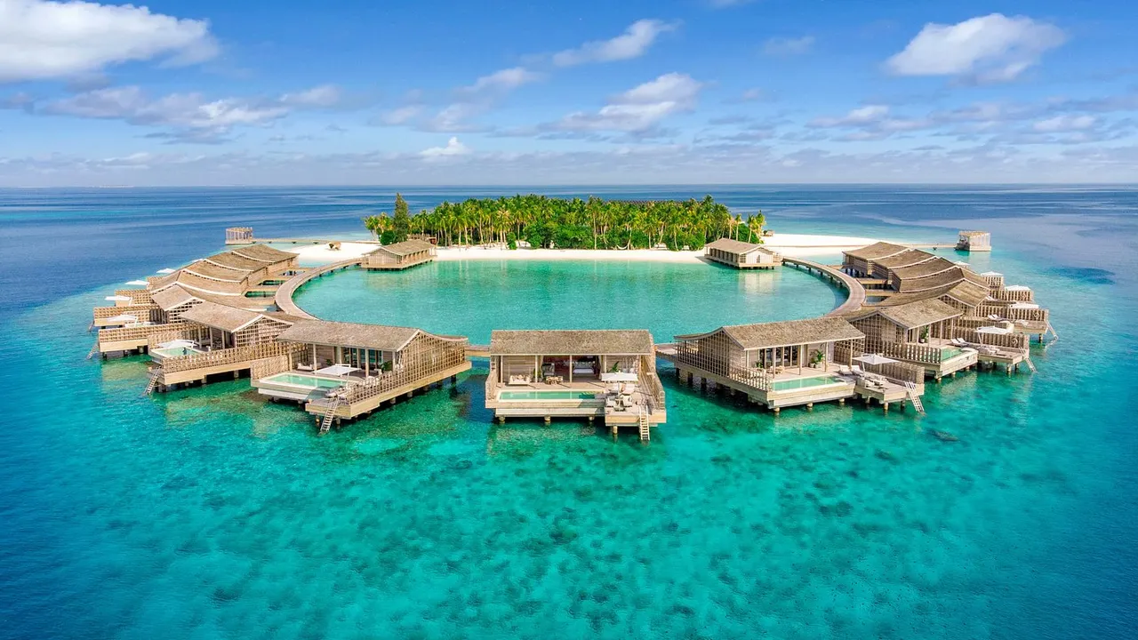 Maldives Overwater Luxury Villa Romance