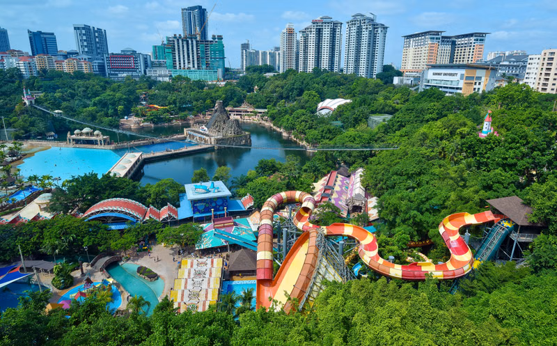 Kuala Lumpur City & Genting SkyWorlds Theme Park Fun