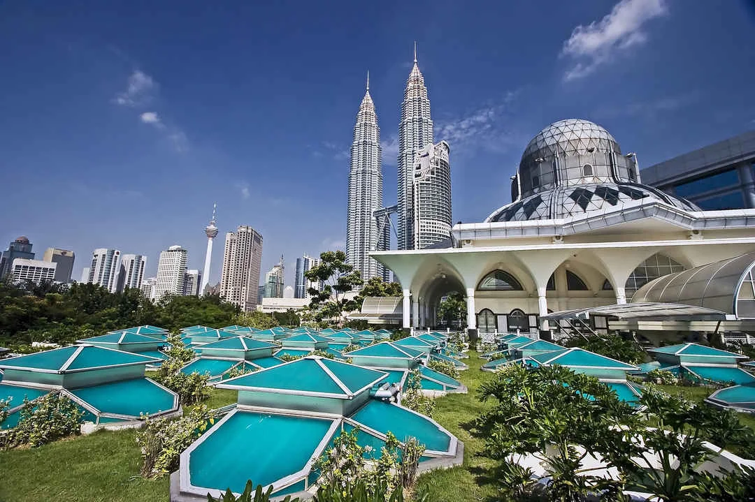 Complete Malaysia Grand Tour - KL, Genting, Sunway & Penang Heritage