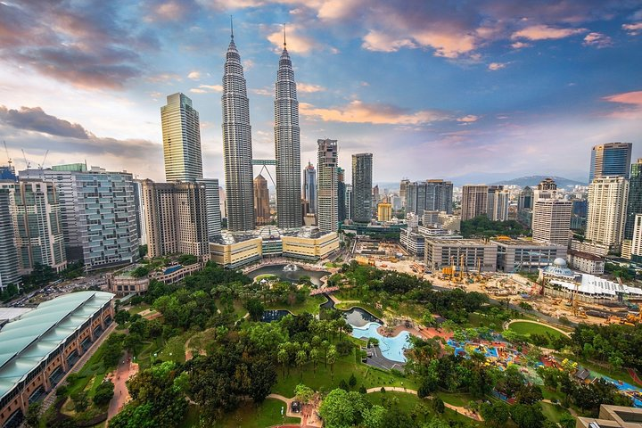 Malaysia Highlights - Kuala Lumpur & Genting Highlands