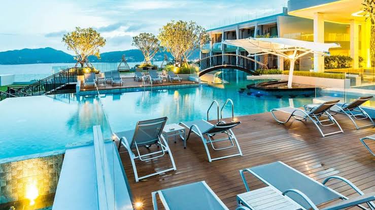 Phuket Luxury Romance - Private Pool Villa & Catamaran Cruise