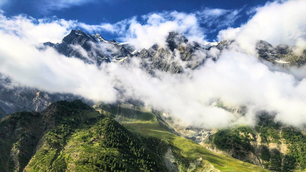 Monsoon in Manali 2024