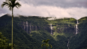 places-to-visit-in-India-during-monsoon.-shilang