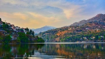 Uttarakhand vs Ooty: Which is the Perfect Travel Destination for You?