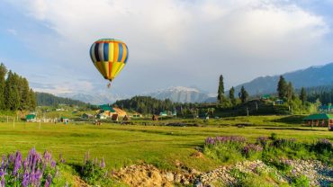 kashmir hot airbaloon