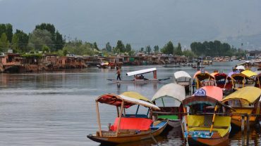 kashmir house boat